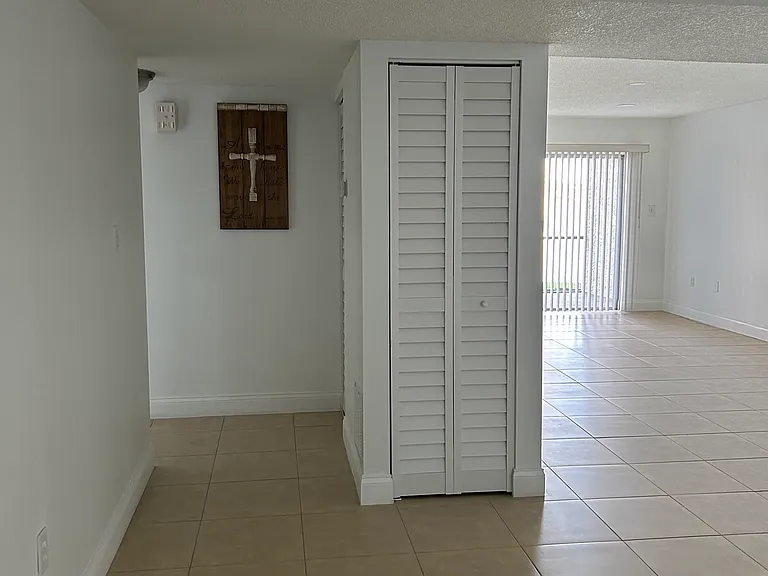 2225 Holden Ave #107 — Photo 6