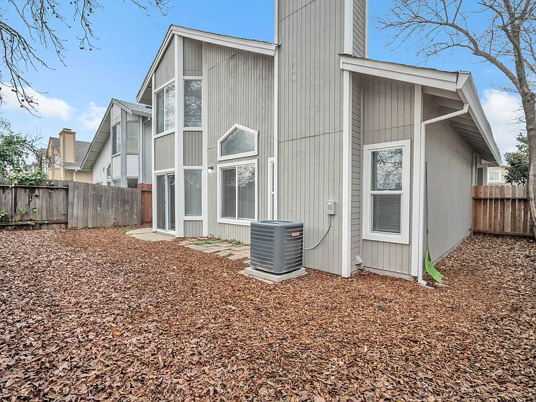 244 Delta Leaf Way — Photo 14