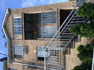 8040 59th St #2, Glendale, NY 11385