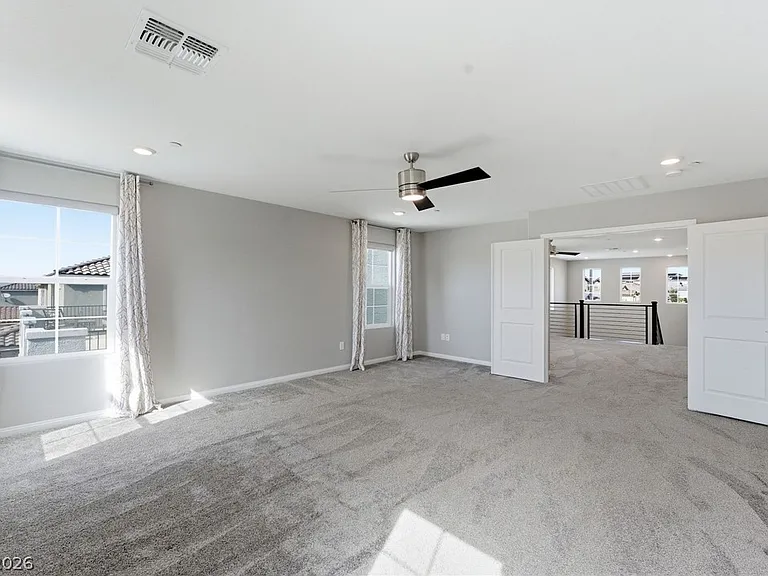 2599 Tolmezzo St — Photo 26