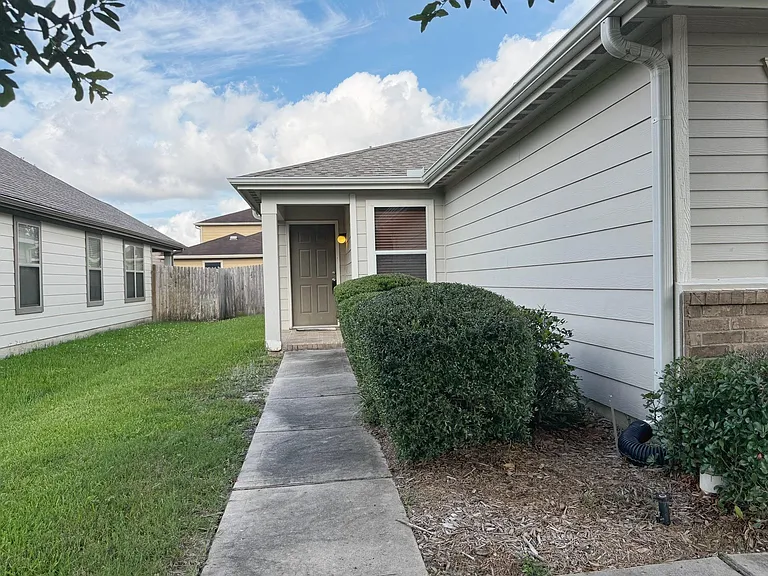 29225 Legends Valley Dr — Photo 3