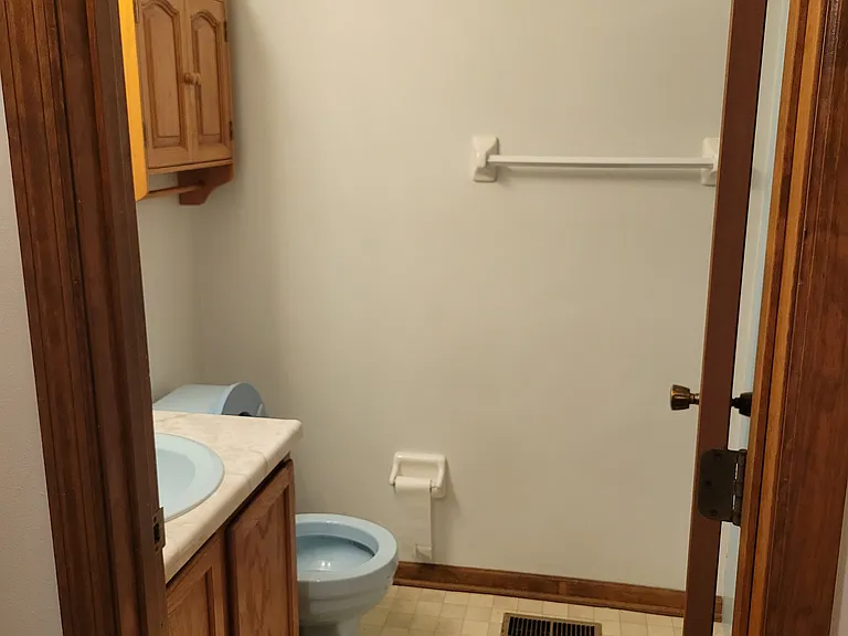 536 Flanders Ave — Photo 8