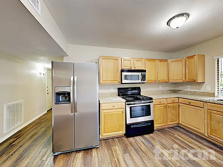 2725 Branch Oaks Dr — Photo 6