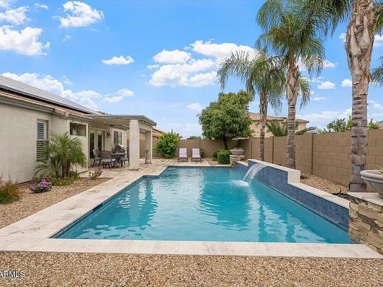 15257 W Hearn Rd — Photo 27
