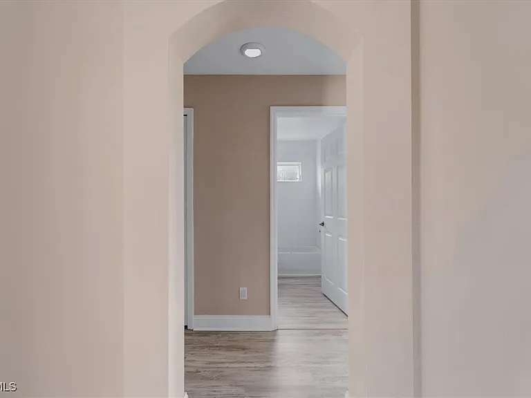 234 Pullman St — Photo 14
