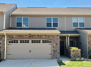 1112 Stuarts Landing Dr, Cramerton, NC 28032