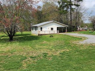 3944 State Highway 268 E, Pilot Mountain, NC 27041