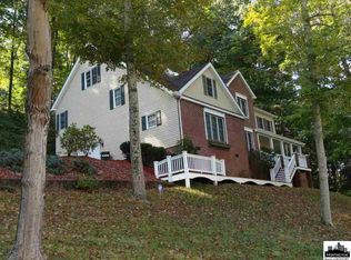 6302 Highland Dr, Huntington, WV 25705