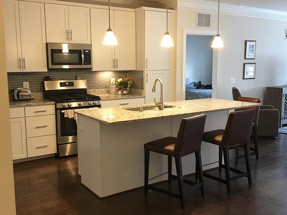 1st image of 13740 Endeavour Dr APT 303
