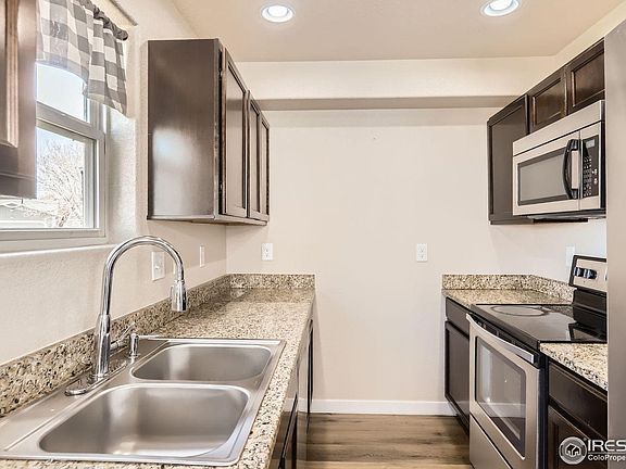 5th image of 442 Stardust Ct