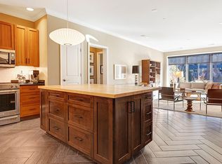 250 Daniel Burnham Sq Unit 305, Columbus, OH