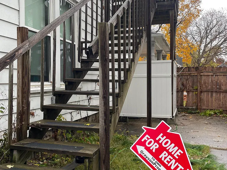 1330 Chestnut St #UPSTAIRS — Photo 14