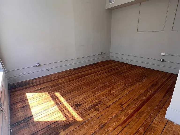 442 Main St — Photo 4