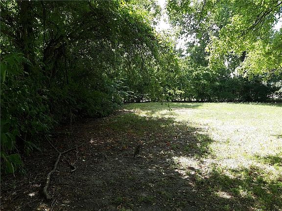 5th image of 1322 Wintergreen Ct