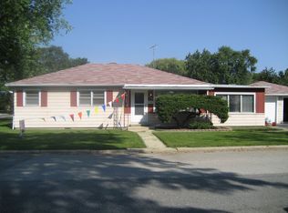 742 Colville Pl, Waukegan, IL 60087