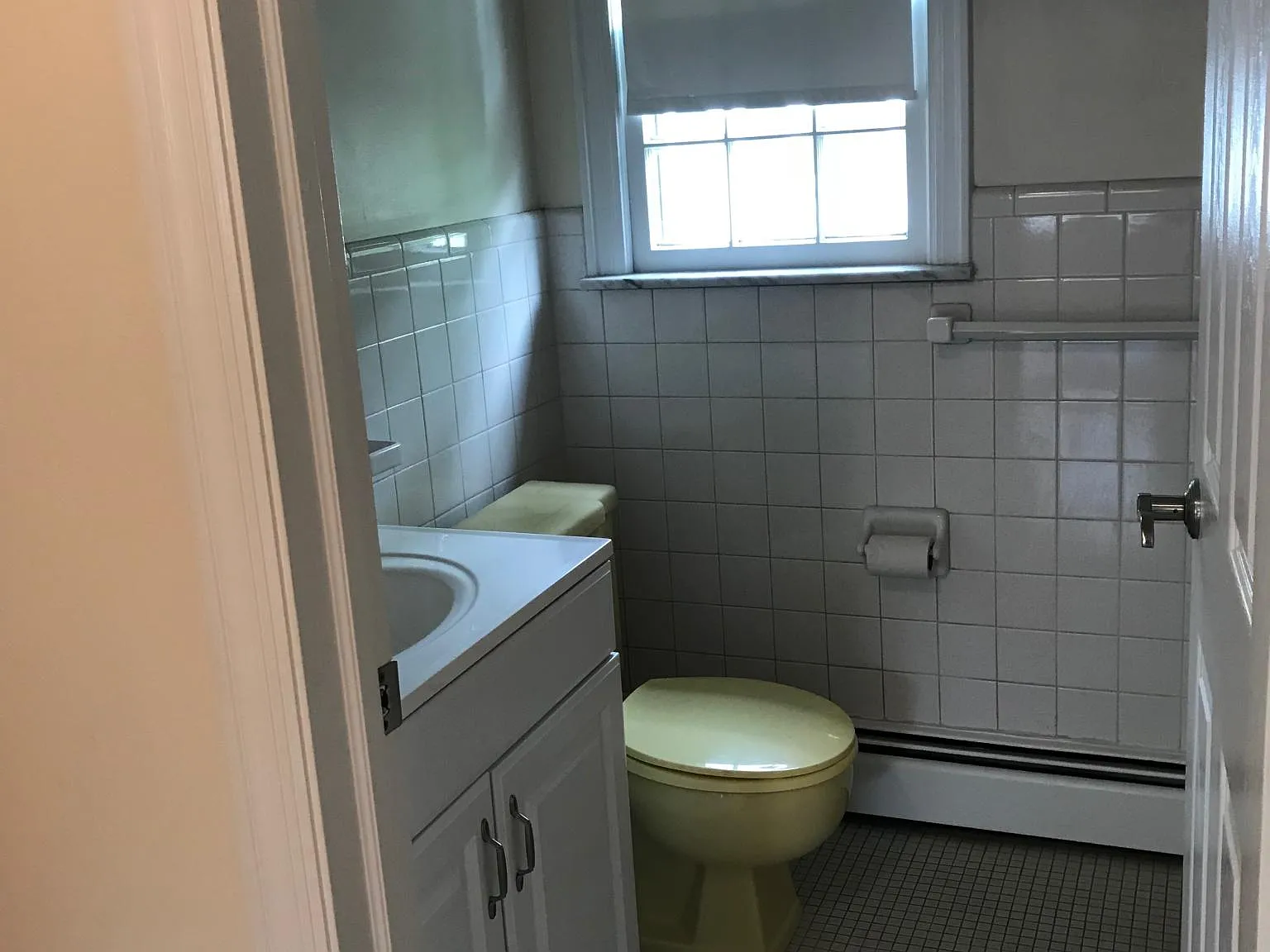2 bed, 985 sqft, $2,500 — Photo 3