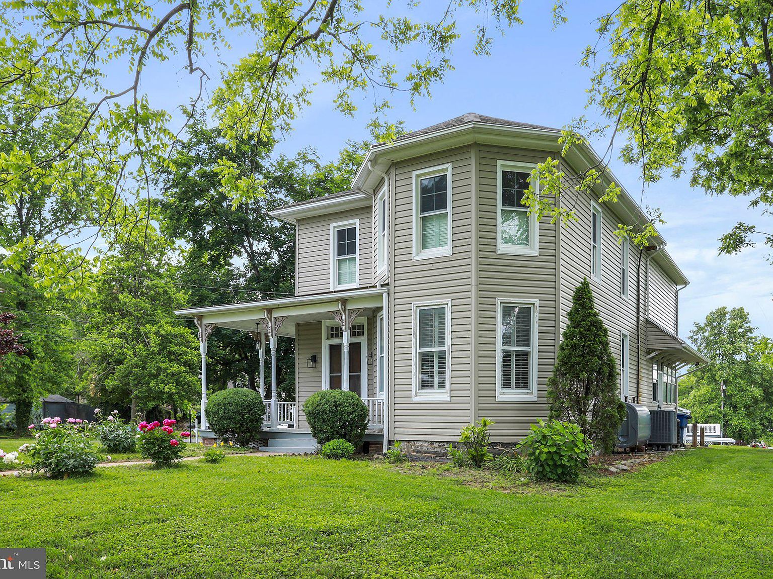 1704 N Royal Ave, Front Royal, VA 22630 | Zillow