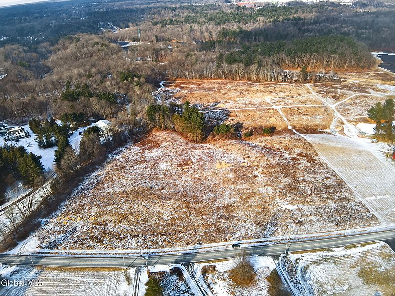 4th image of 611 Krumkill Road