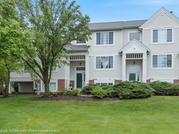 2402 Oakfield Ct, Aurora, IL 60503