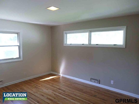 5th image of 639 Mulder Dr