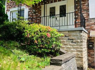 423 Macfarlane Dr, Pittsburgh, PA 15235