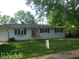 412 Bradley Ln, Normal, IL 61761