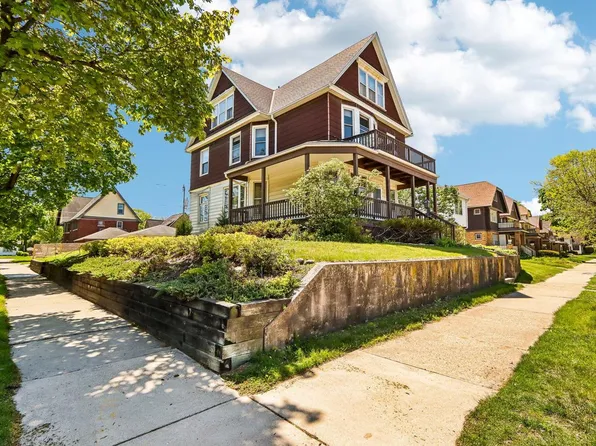 4905 W Wells STREET #A, Milwaukee, WI 53208