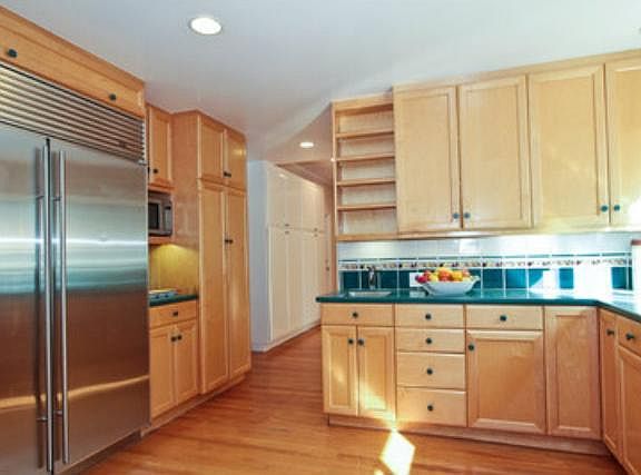 5th image of 2557 Fairbrook Dr