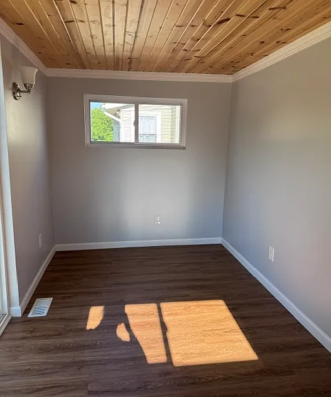 4429 Maplecrest Ave — Photo 11