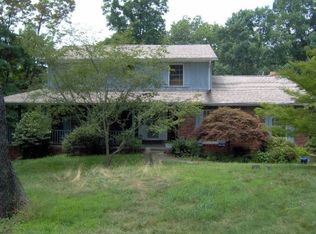 715 Skyline Cir, Follansbee, WV 26037