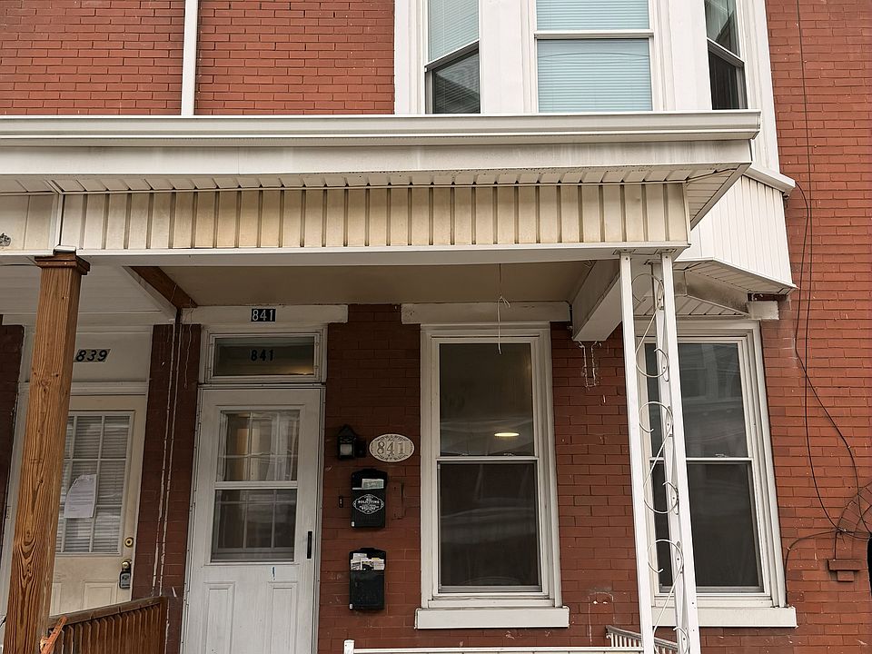 1st image of 841 E Philadelphia St APT 1