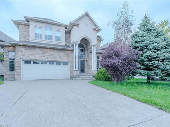 79 Moorland Cres, Hamilton, ON L9K 1N7
