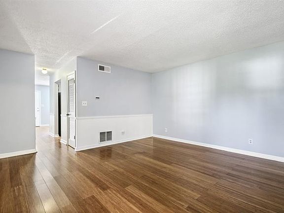 5th image of 536 Granite Ridge Pl