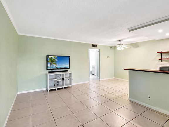 3rd image of 205 NE 3rd Street #208