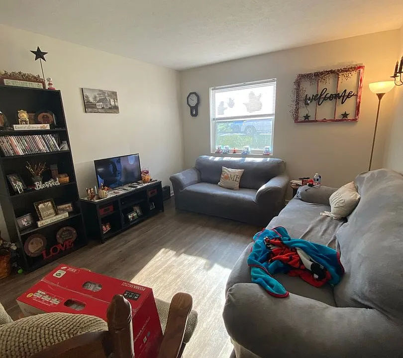 Albemarle Ave Apartments