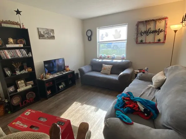 Albemarle Ave Apartments, 1019 Albemarle Ave #1, Waynesboro, VA 22980