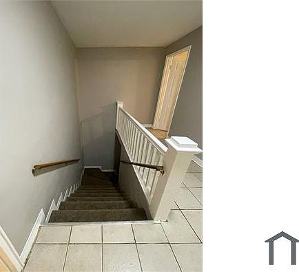 2nd image of 3520 Crawford St #3