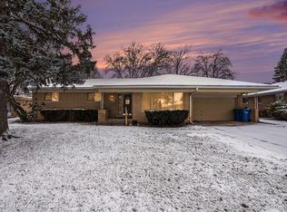 32029 Desmond Dr, Warren, MI 48093