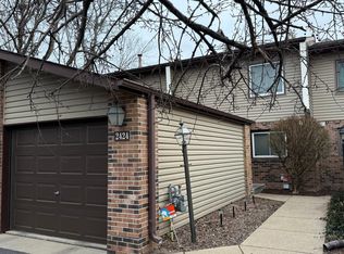 2424 Mendelssohn Ln N UNIT 7, Golden Valley, MN 55427