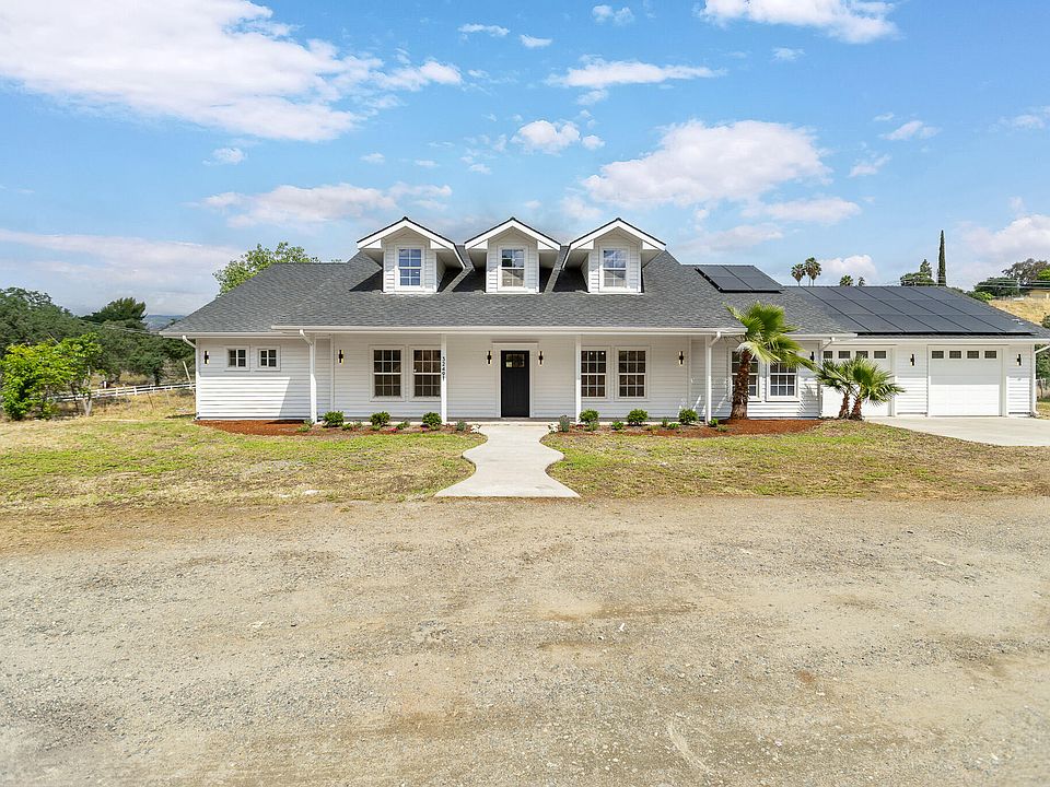 1st image of 32491 Pleasant Oak Drive
