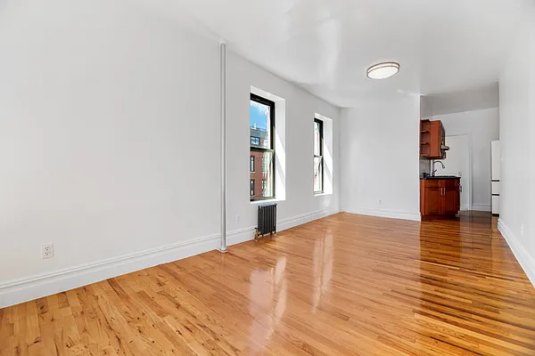 Rented by REAL New York | media 8