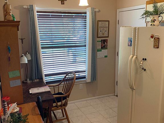 5th image of 11419 Malibu Way N