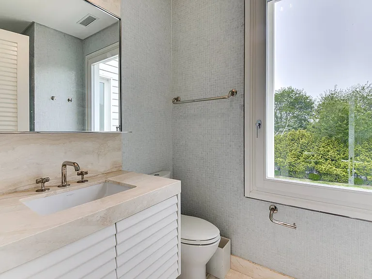 90 Pheasant Ln — Photo 23