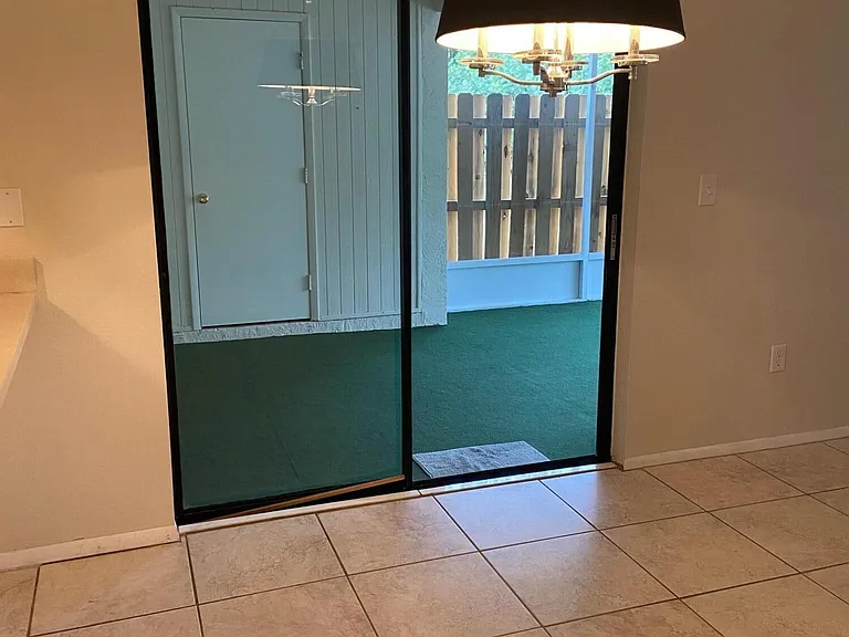 3261 Beach View Way — Photo 12