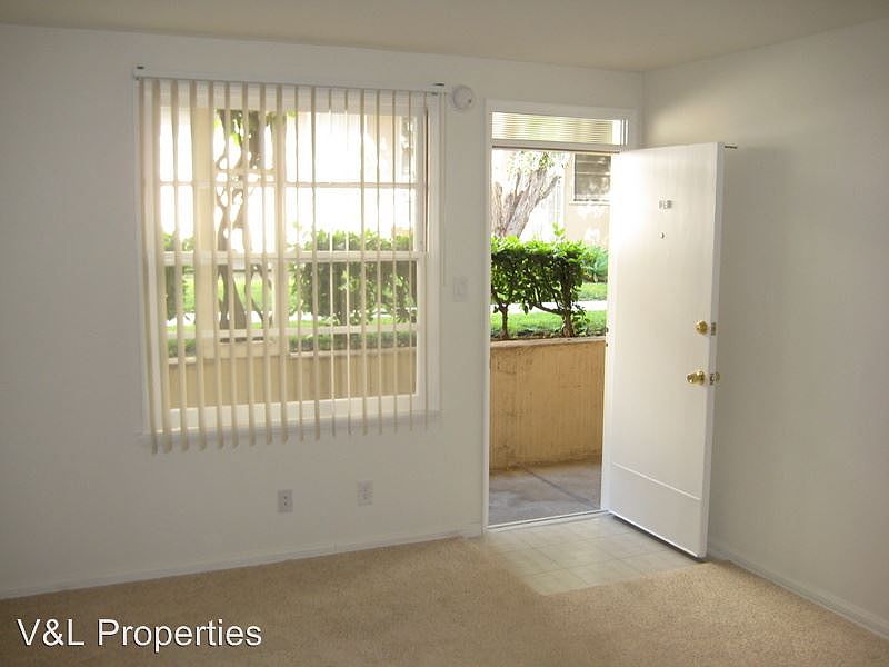 2nd image of 10358 Bellwood Ave APT 117