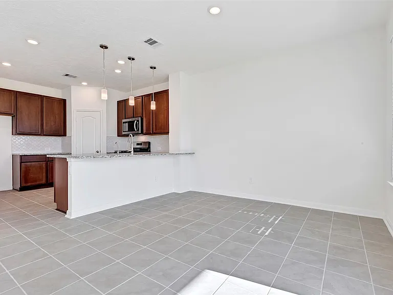 9423 Castillo Ct — Photo 11
