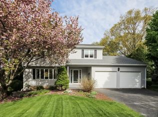 141 Cornfield Rd, Milford, CT 06461