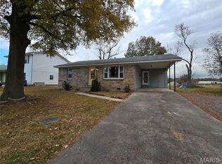 1003 W Saint Francis St, Dexter, MO 63841