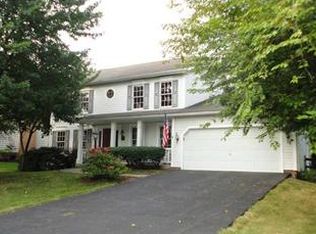 1065 Lakemont Dr, Bridgeville, PA