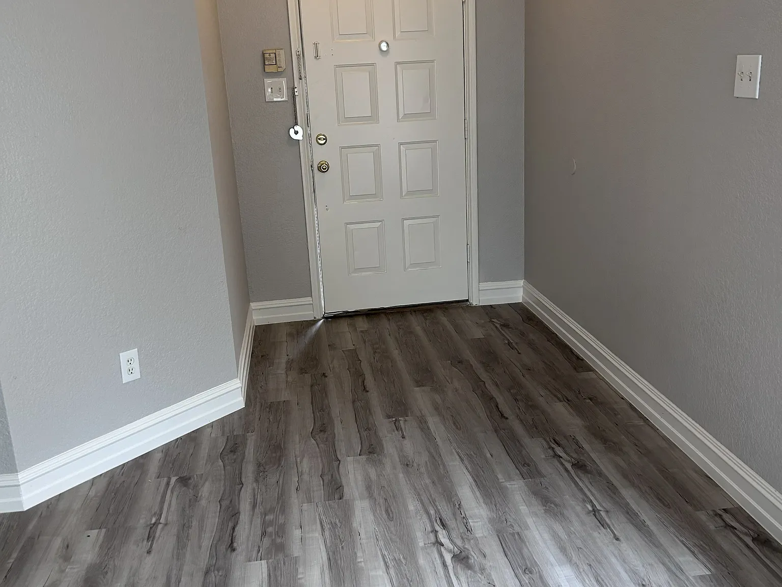 701 King Street - 1 — Photo 4